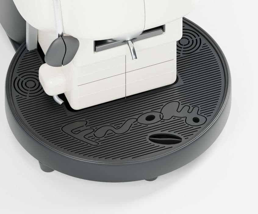 Tabakaja, versioni final: Mbishkrimi Frog, vrima në formë kokrre dhe unazat, të vizatuar sipas fotove. Aparati espresso 3D që ndërtuam për Caffè Iuliano, Pluton Studio